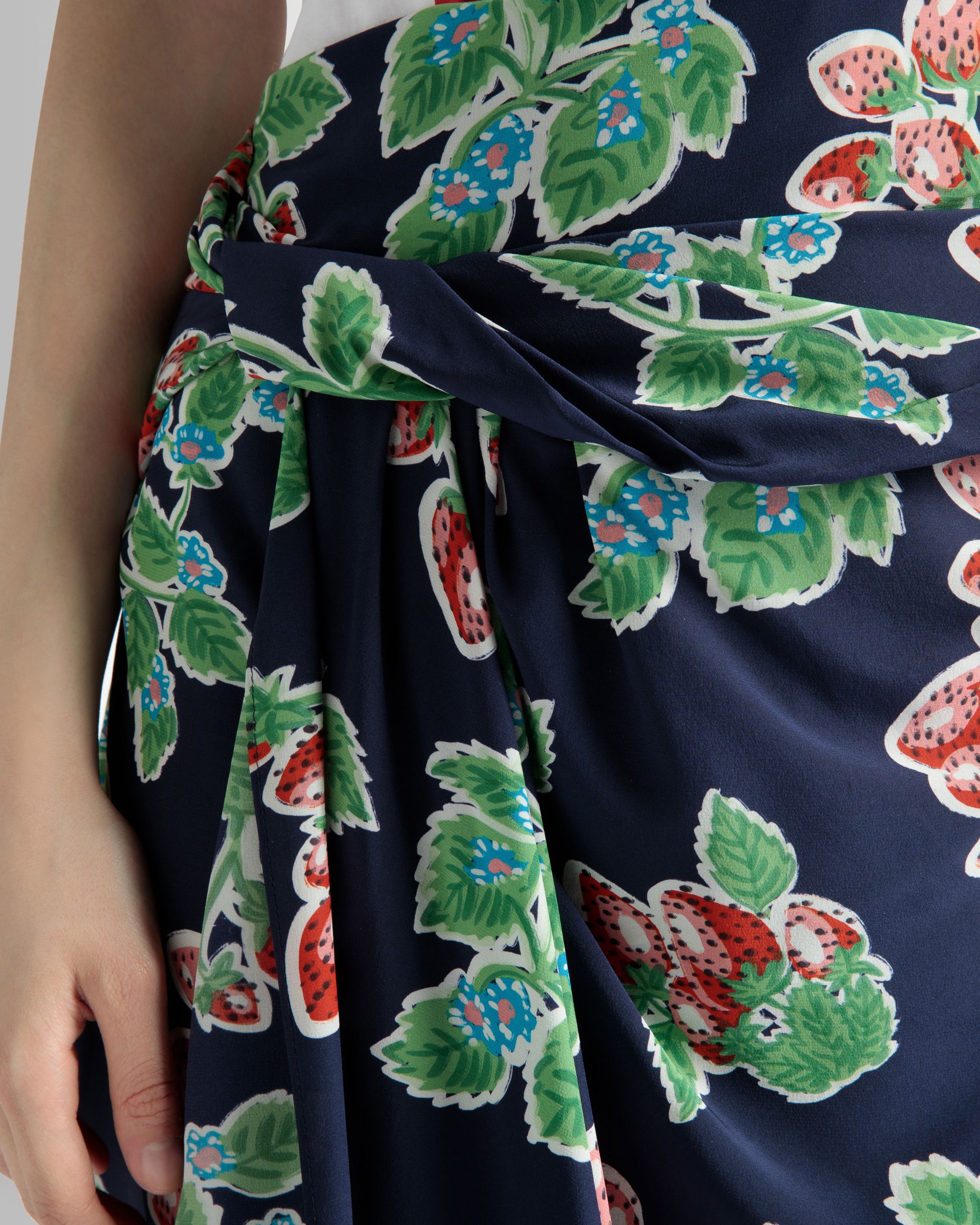 Gonna Longuette In Seta Con Stampa Strawberry - Donna - Bally - 04