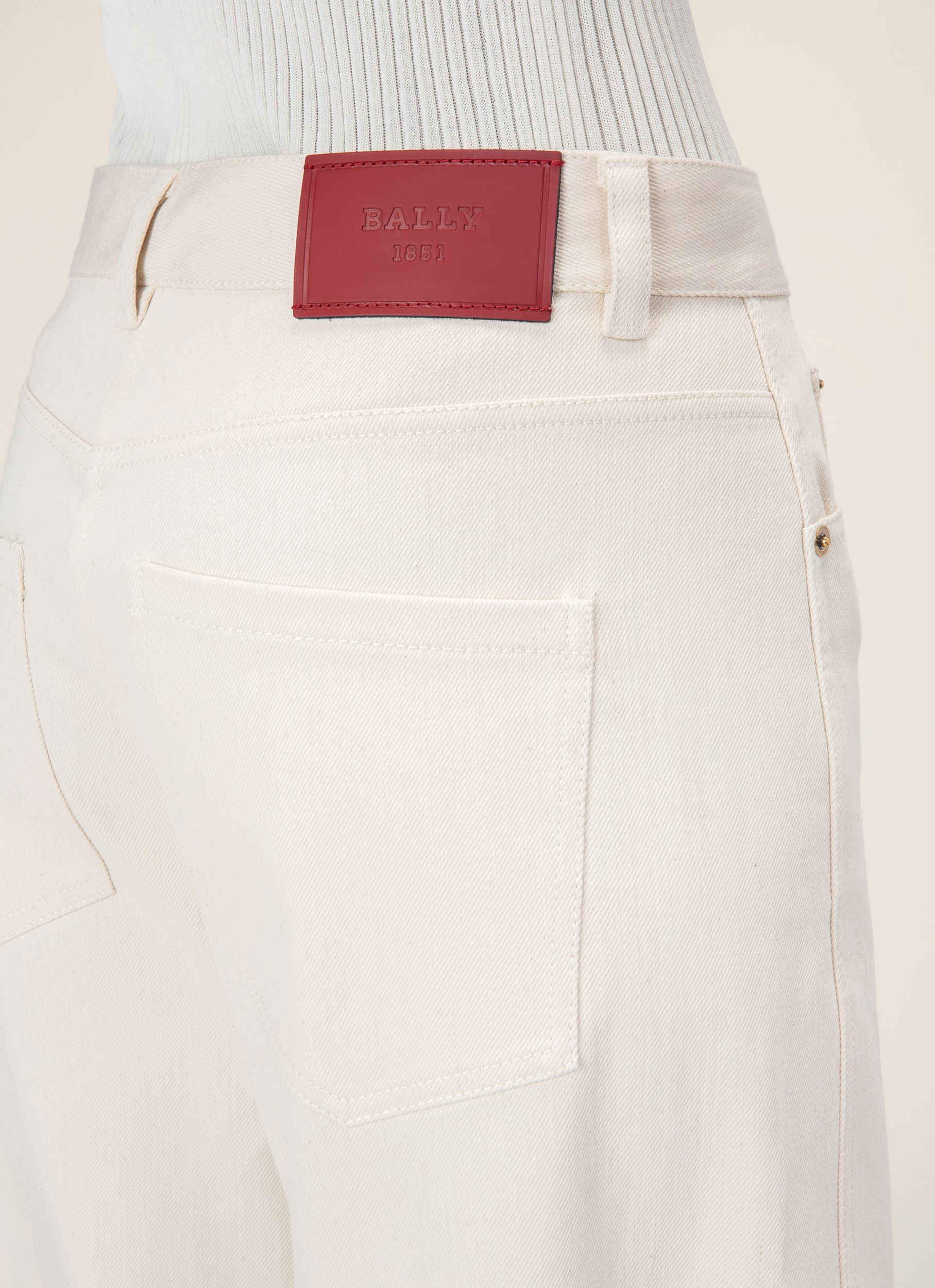 Pantaloni Denim In Misto Cotone Ed Elastan Colore Bone - Donna - Bally - 02