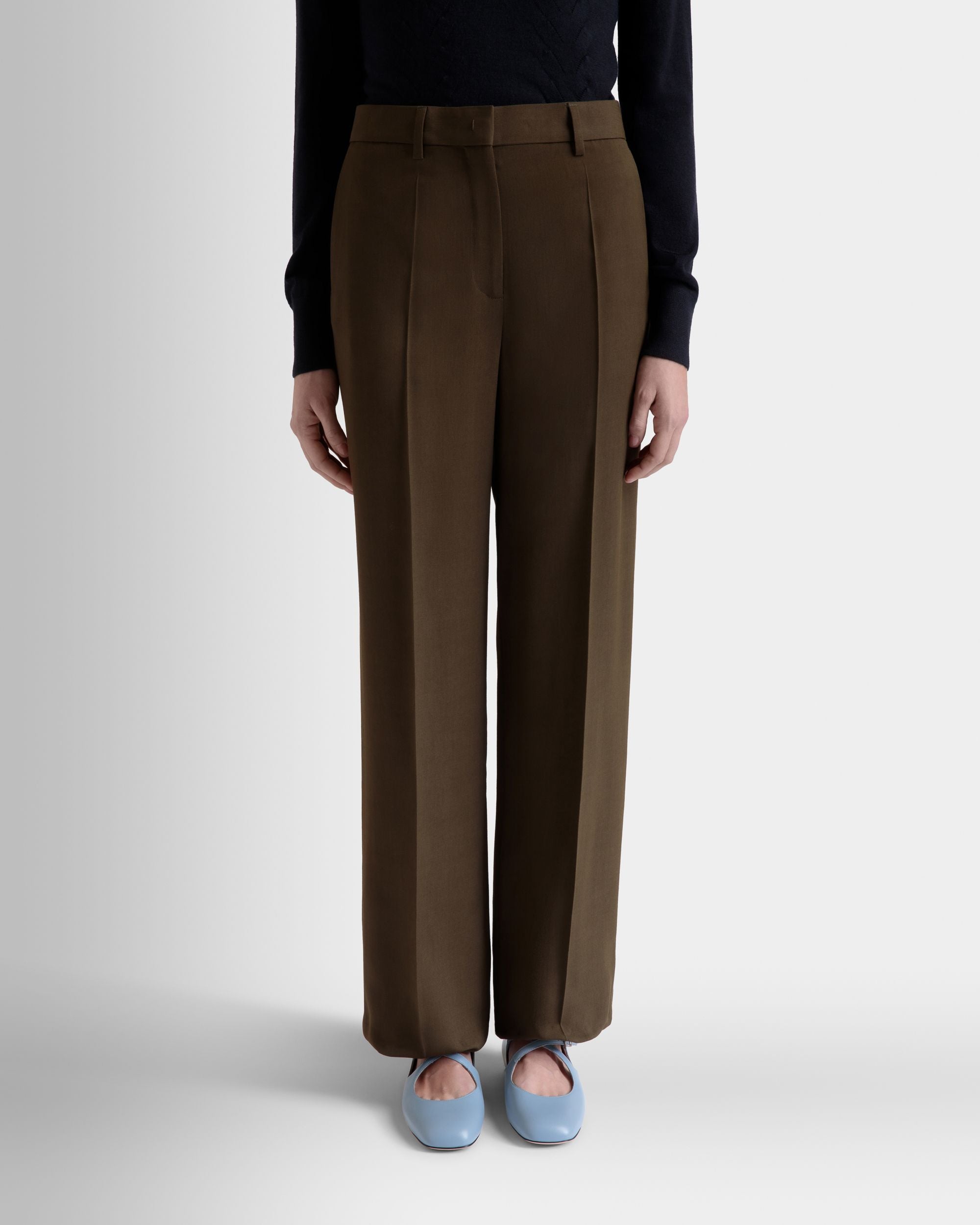 Pantalone A Gamba Dritta In Gabardina Fluida Military Green - Donna - Bally - 07